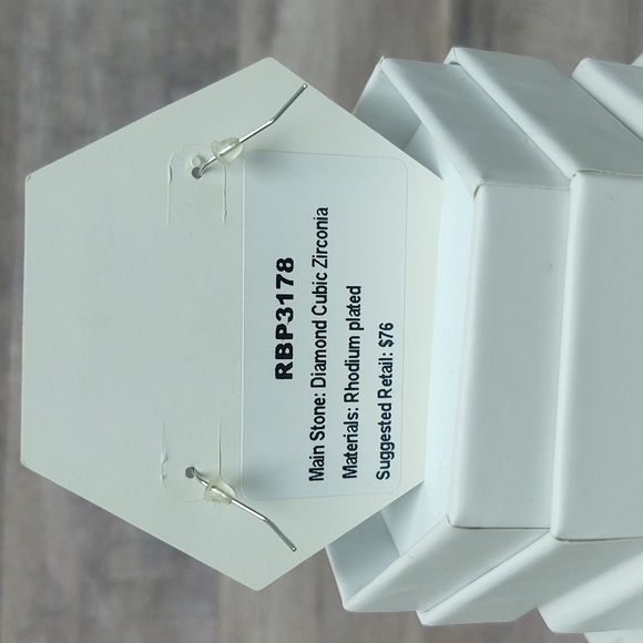 Ring Bomb~April Earring Bomb~RBP3178! - Picture 4 of 4